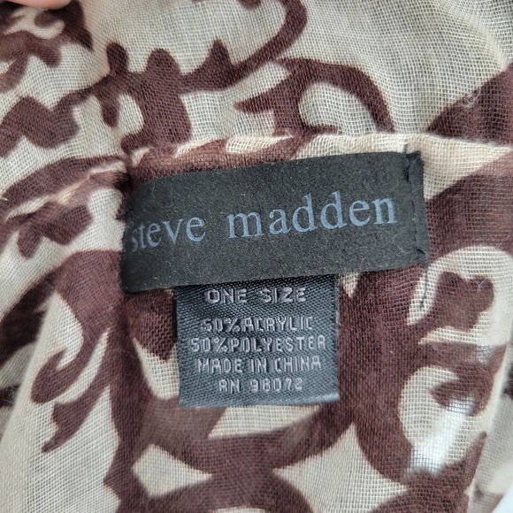 Steve Madden Infinity Scarf Lined Window Pane Crochet Brown - Picture 4 of 4